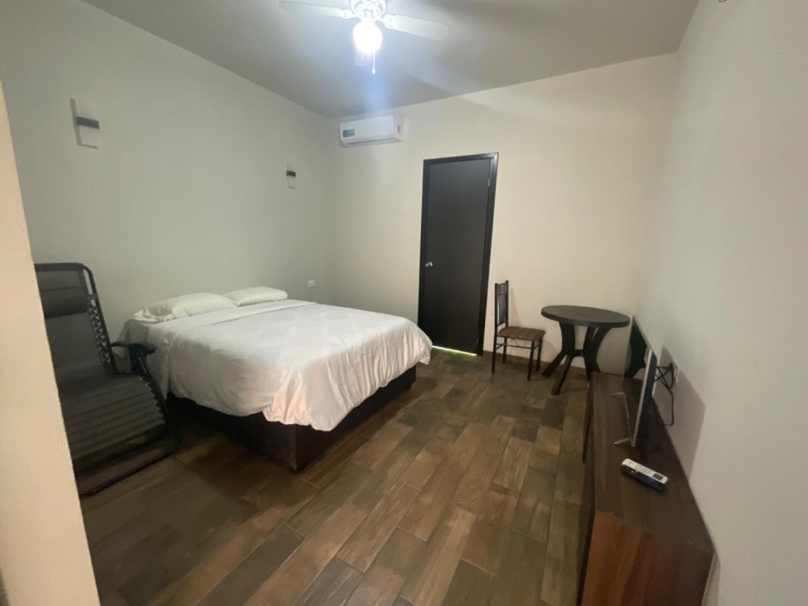 Hotel & Hostal 230 Valladolid (Yucatan) Eksteriør billede